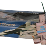 4A132 - AVIAO DE COMBATE VERMELHO
